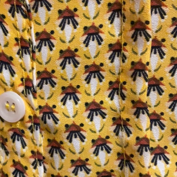 Max Studio flutter sleeve printed blouse, size S - Picture 5 of 7